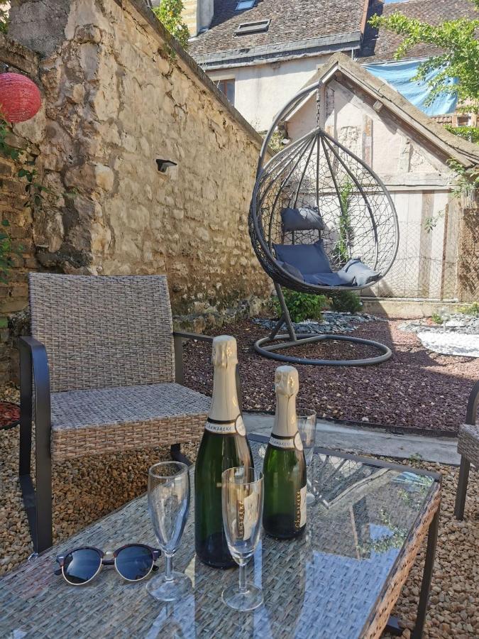 Le Chat De La Cathedrale - Calme - Jardin - Wifi Troyes Eksteriør bilde