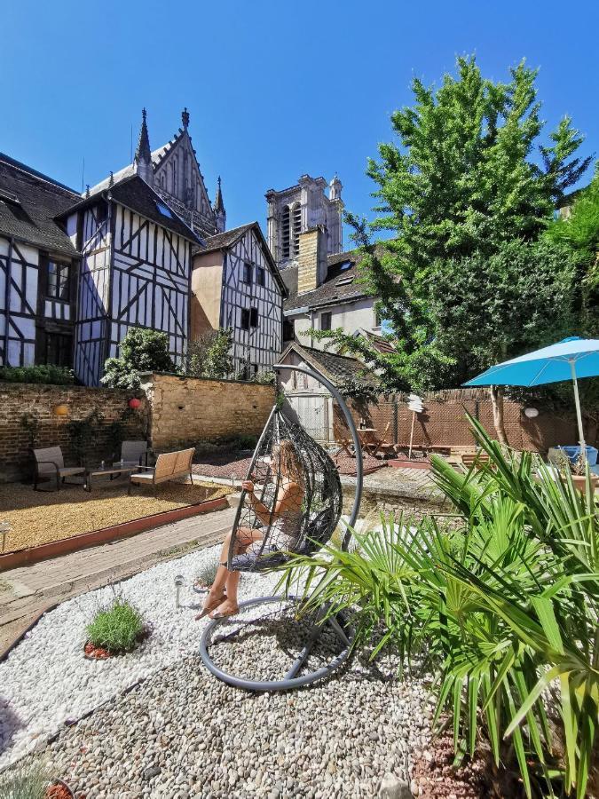 Le Chat De La Cathedrale - Calme - Jardin - Wifi Troyes Eksteriør bilde